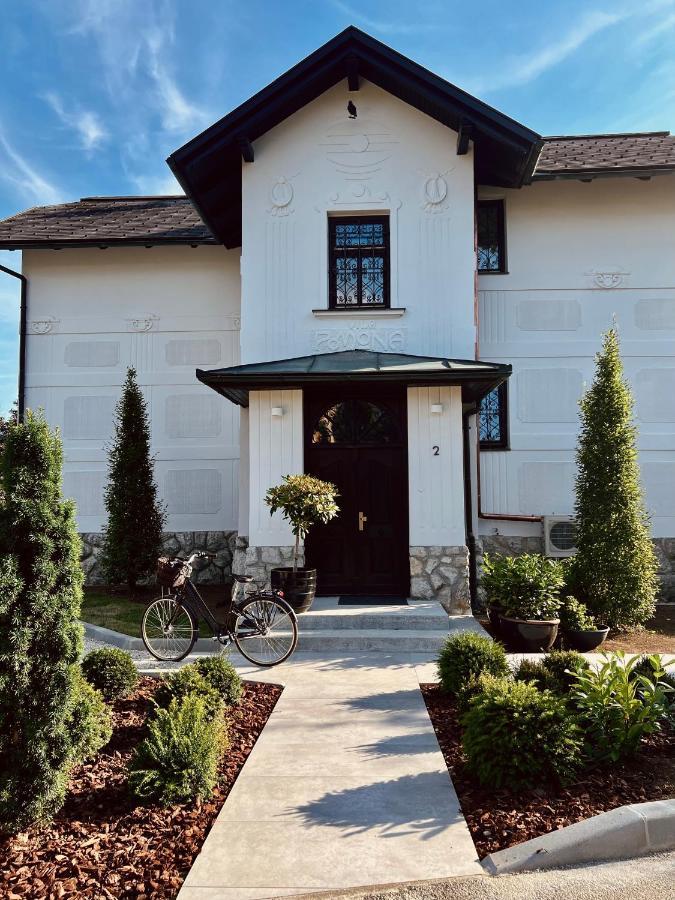 Villa Pomona Блед Екстериор снимка